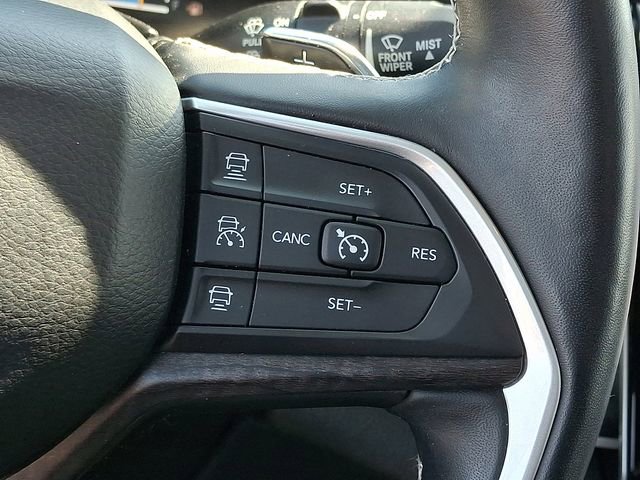 Used 2021 Jeep Grand Cherokee L Limited w/ Luxury Tech Group II image 25