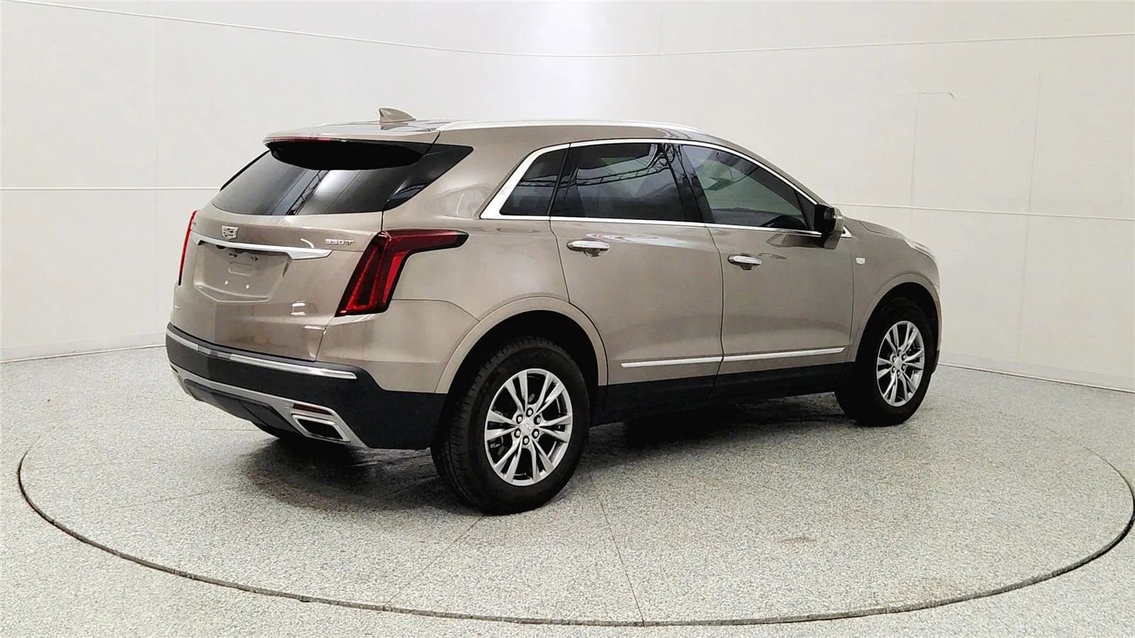 Used 2023 Cadillac XT5 Premium Luxury image 7
