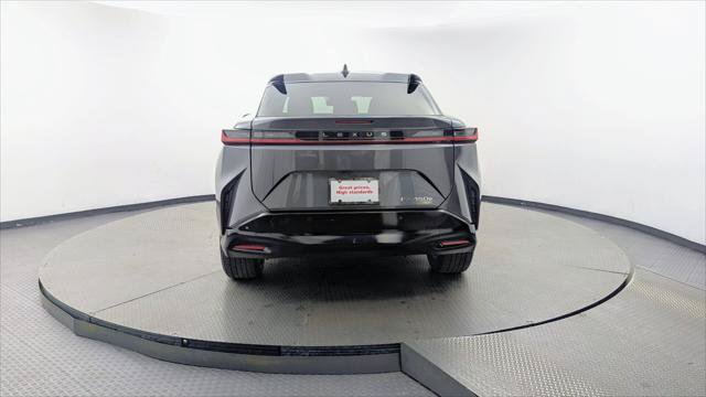 Used 2023 Lexus RZ 450e Premium w/ Technology Package AWD/4WD image 7
