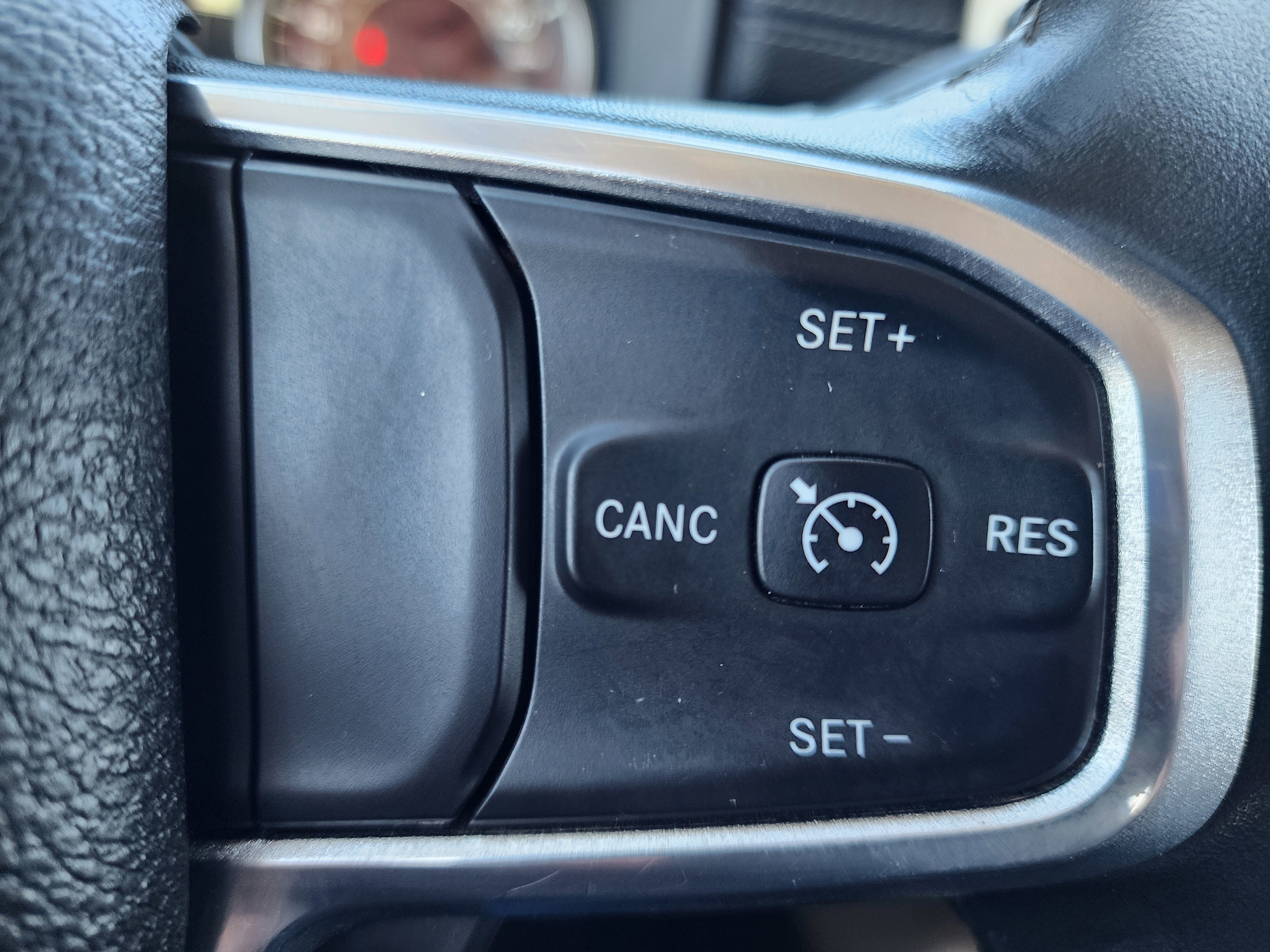 Used 2024 RAM 2500 Laramie image 21