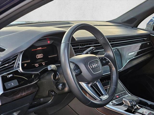 Used 2022 Audi Q7 Premium Plus image 9