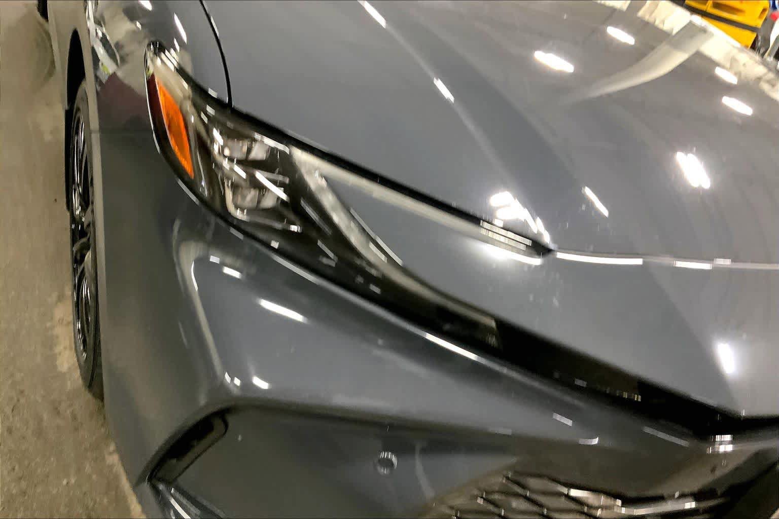 Used 2025 Toyota Camry XLE w/ Premium Plus Package image 28