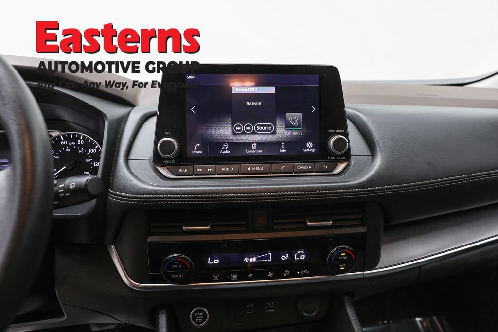 Used 2023 Nissan Rogue SV AWD/4WD image 12