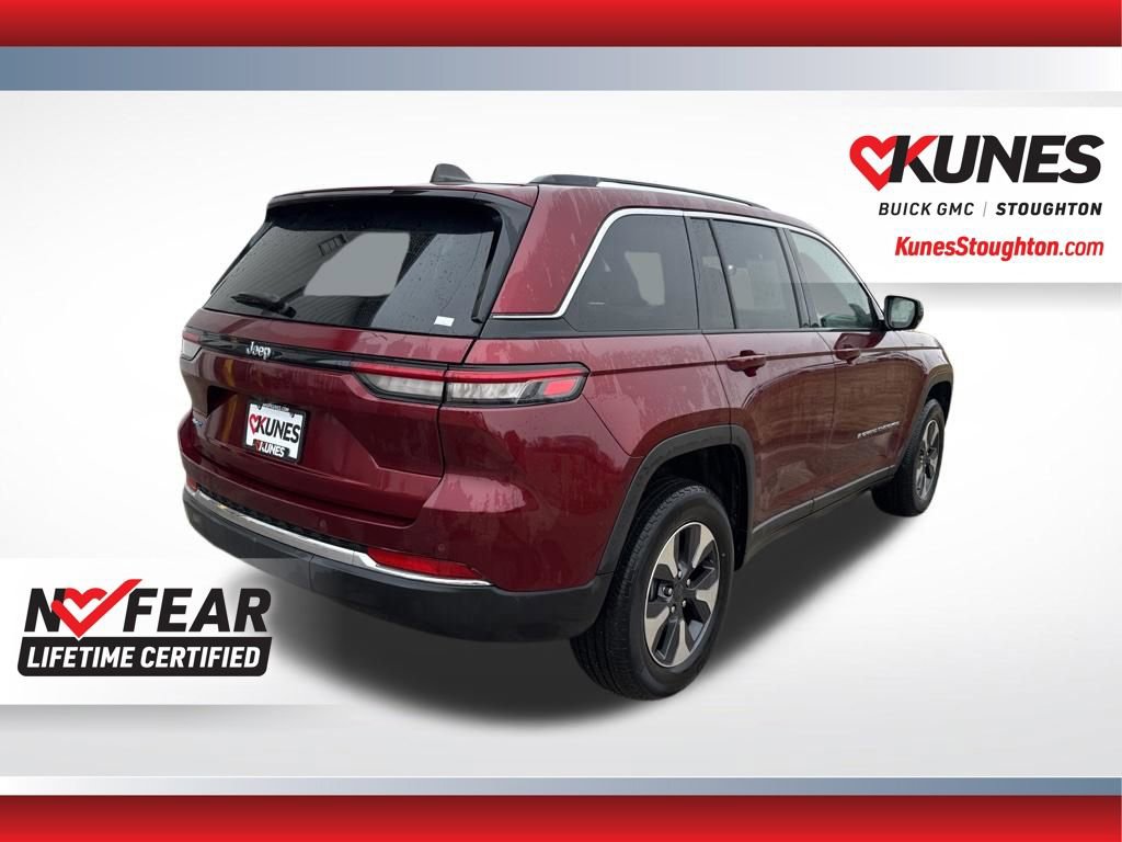Used 2023 Jeep Grand Cherokee 4WD 4xe image 11