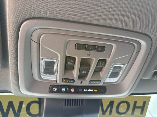 Used 2024 GMC Sierra 1500 Denali w/ Denali Reserve Package AWD/4WD image 33