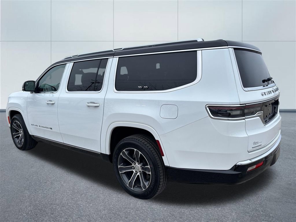 Used 2023 Jeep Grand Wagoneer L 4WD image 3
