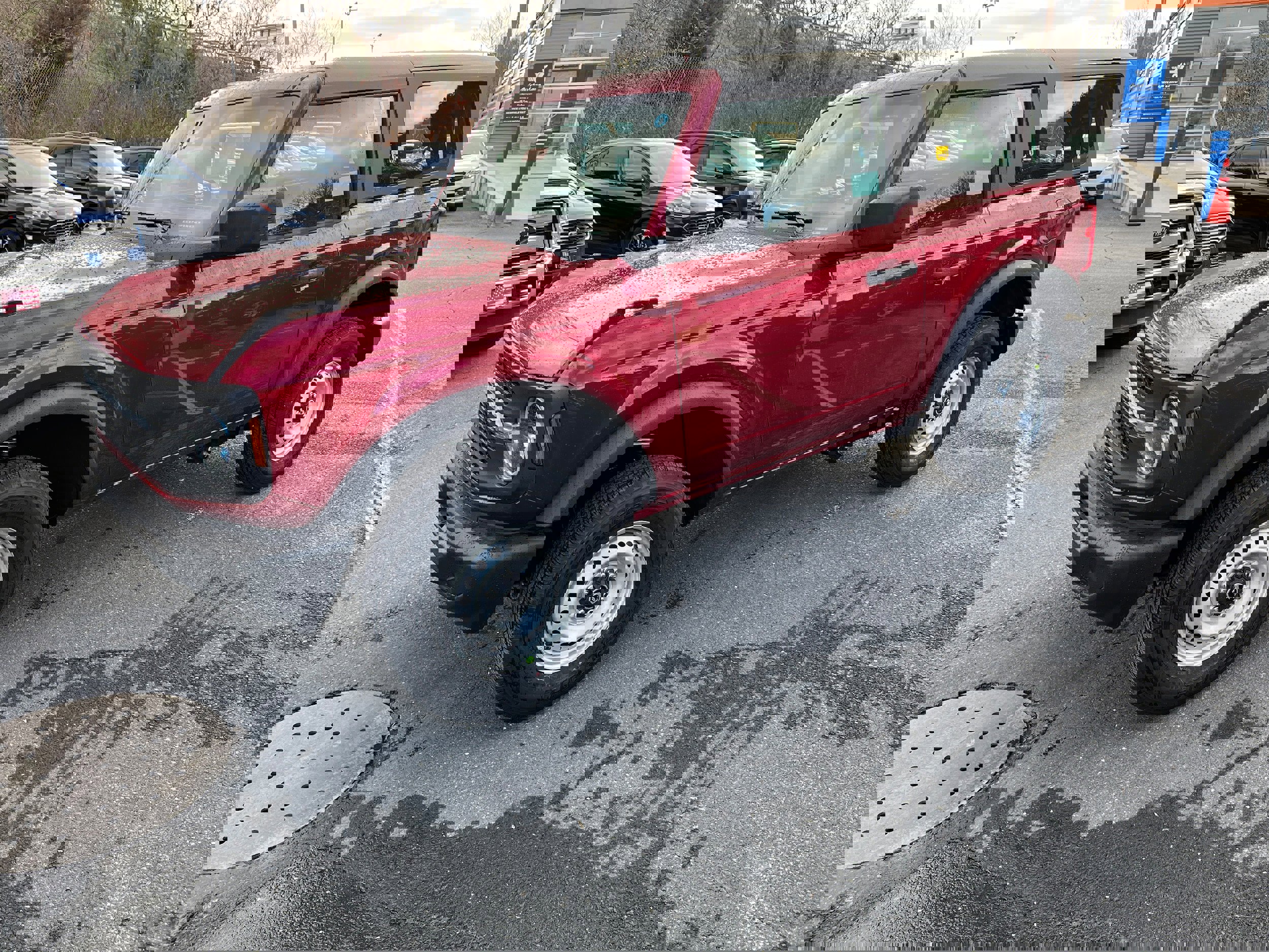 New 2025 Ford Bronco 2-Door image 23