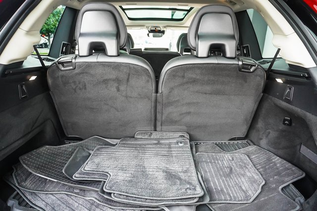 Used 2016 Volvo XC90 T6 Momentum w/ Protection Package Plus image 22