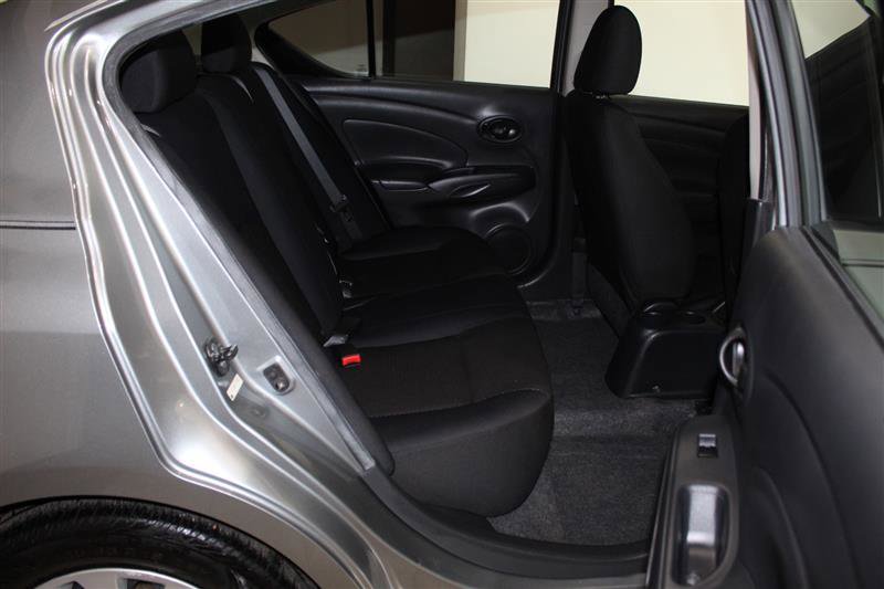 Used 2012 Nissan Versa SV w/ Convenience Pkg FWD image 25