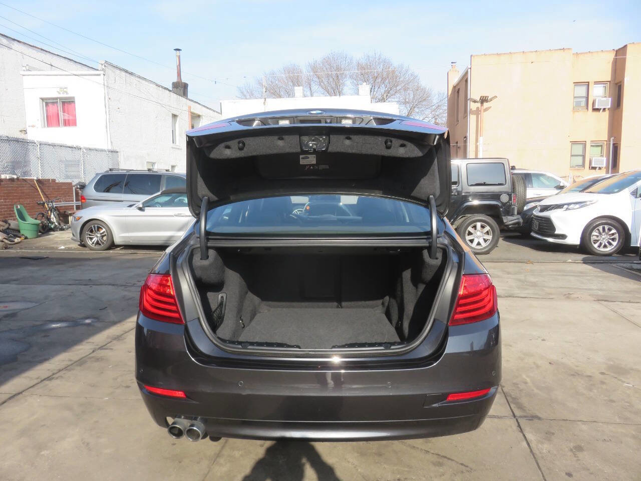 Used 2014 BMW 528i xDrive Sedan AWD/4WD image 23