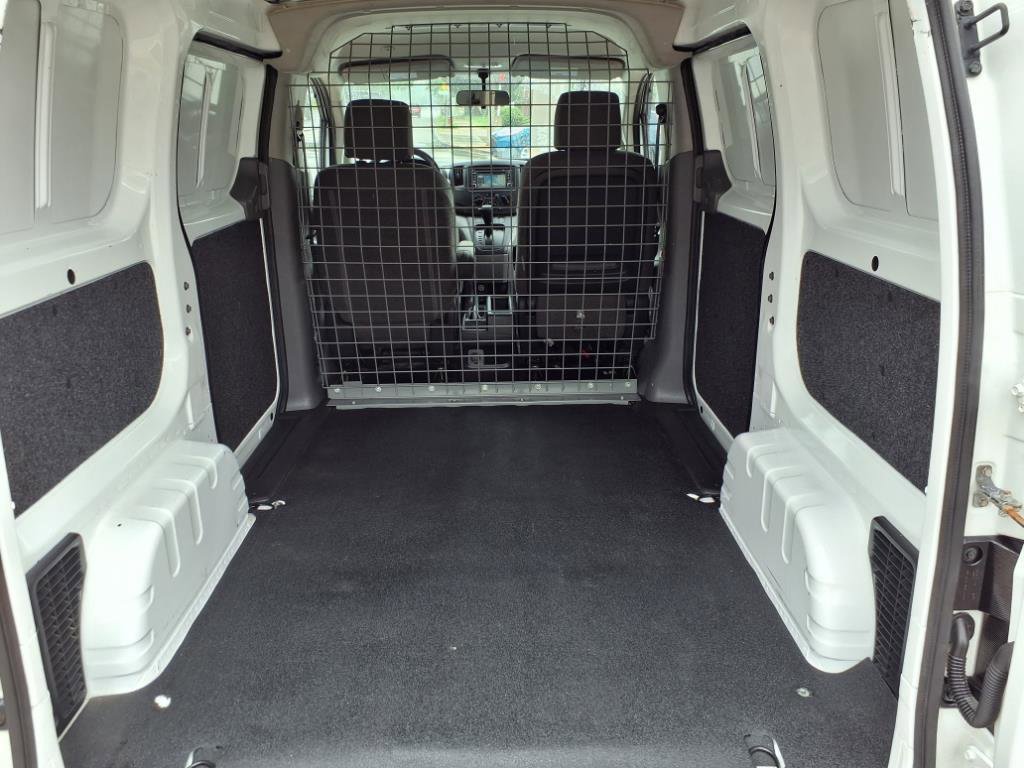 Used 2017 Nissan NV200 SV w/ Technology Package image 16