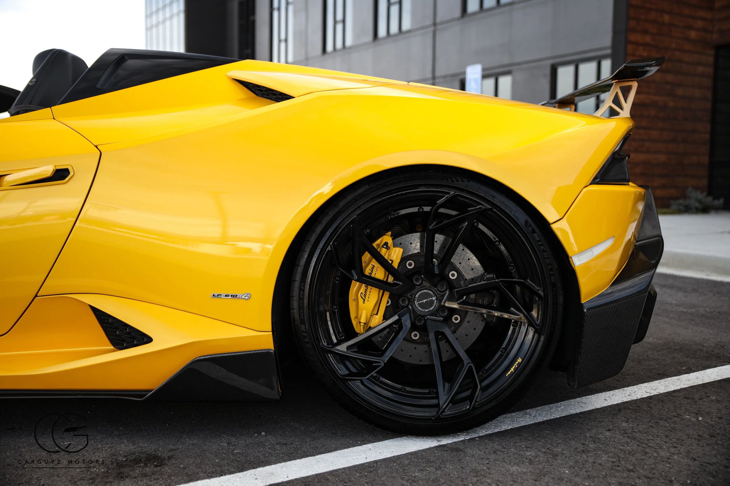 Used 2016 Lamborghini Huracan LP 610-4 image 16