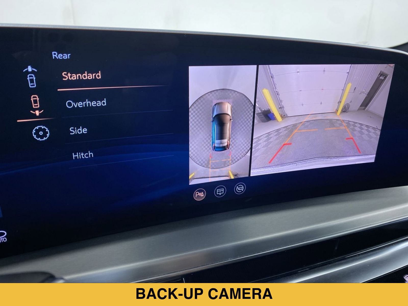 Certified 2025 Cadillac Lyriq Luxury w/ LPO, Floor Liner Package AWD/4WD image 6