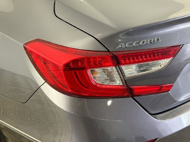 Used 2020 Honda Accord Touring image 35