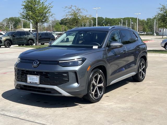 New 2026 Volkswagen Tiguan SE