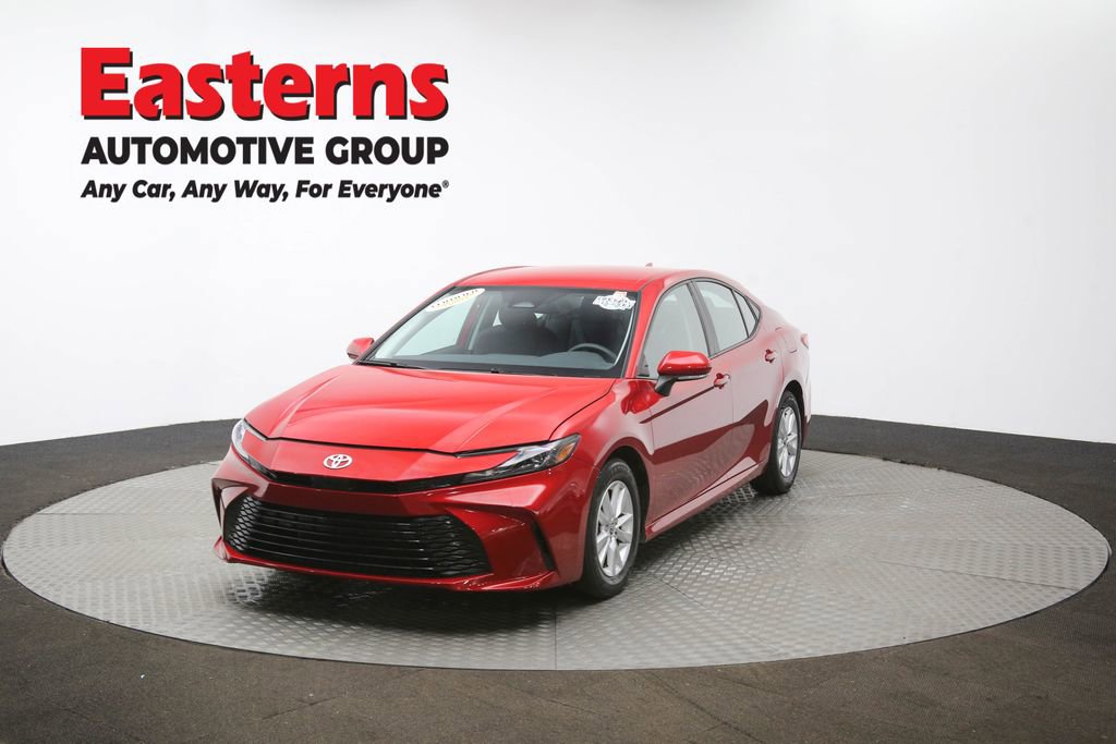 Used 2025 Toyota Camry LE image 54