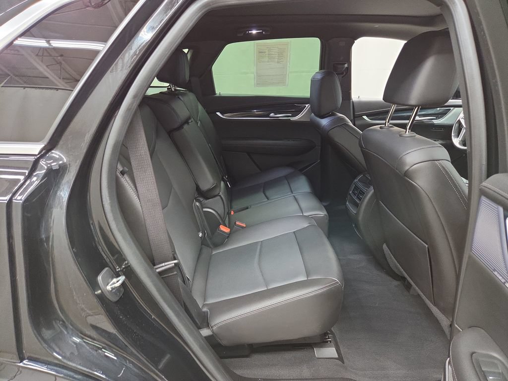 Used 2023 Cadillac XT5 Premium Luxury AWD/4WD image 11