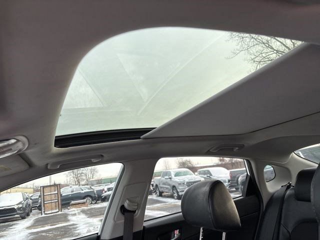 Used 2019 Kia Optima S w/ S Panoramic Sunroof Package image 29