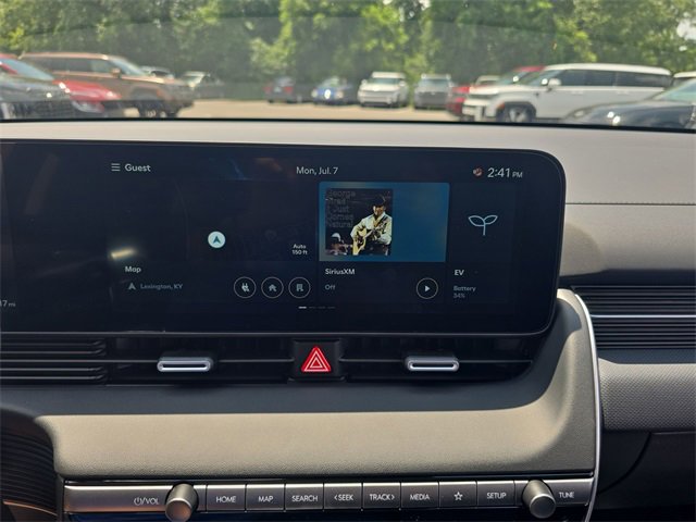 New 2025 Hyundai Ioniq 5 SE image 16