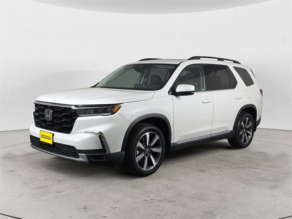 Used 2024 Honda Pilot Elite