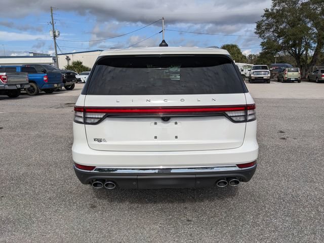 Used 2025 Lincoln Aviator AWD image 5