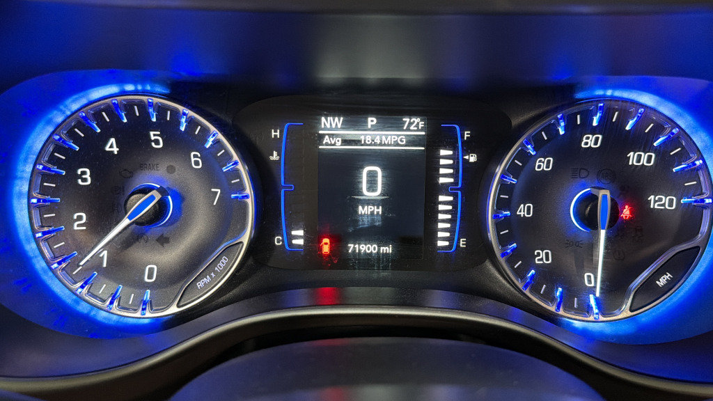 Used 2023 Chrysler Voyager LX FWD image 20