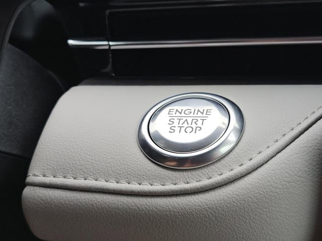 New 2026 Lincoln Nautilus Premier AWD/4WD image 15