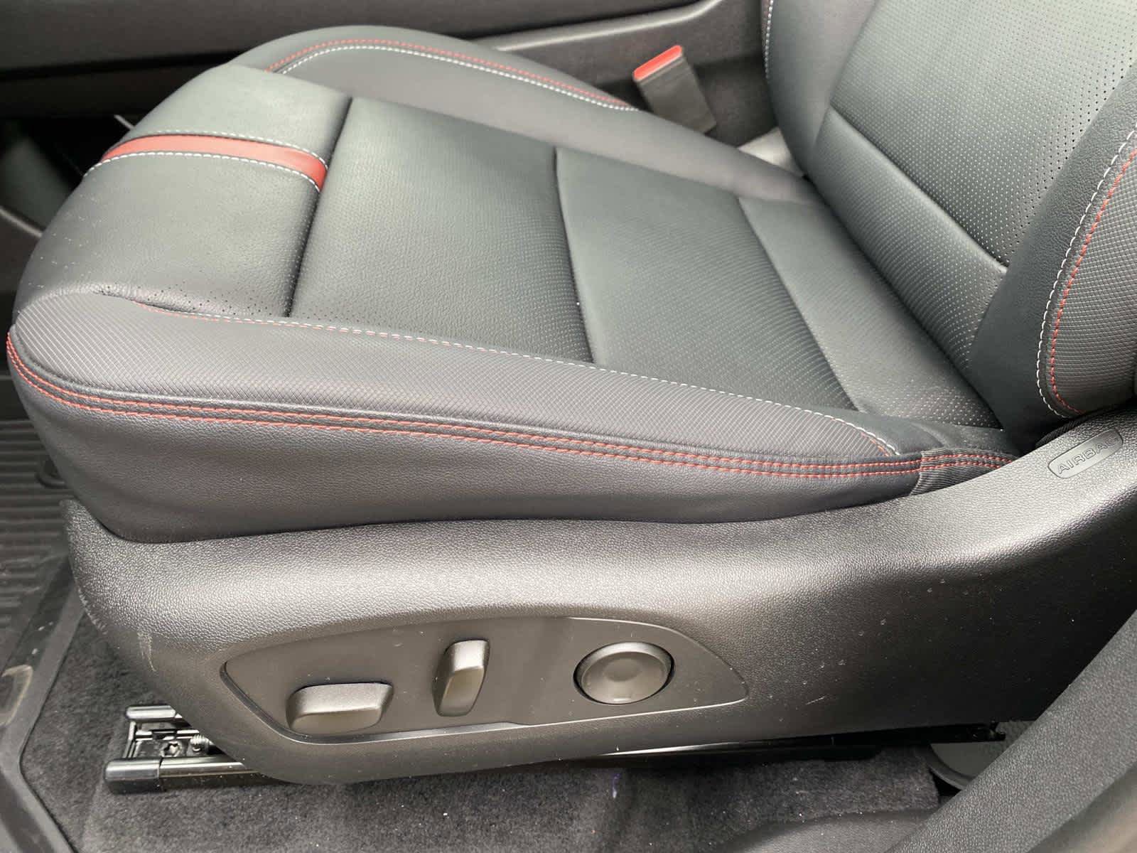Used 2026 Chevrolet Traverse RS w/ LPO, Floor Liner Package image 26