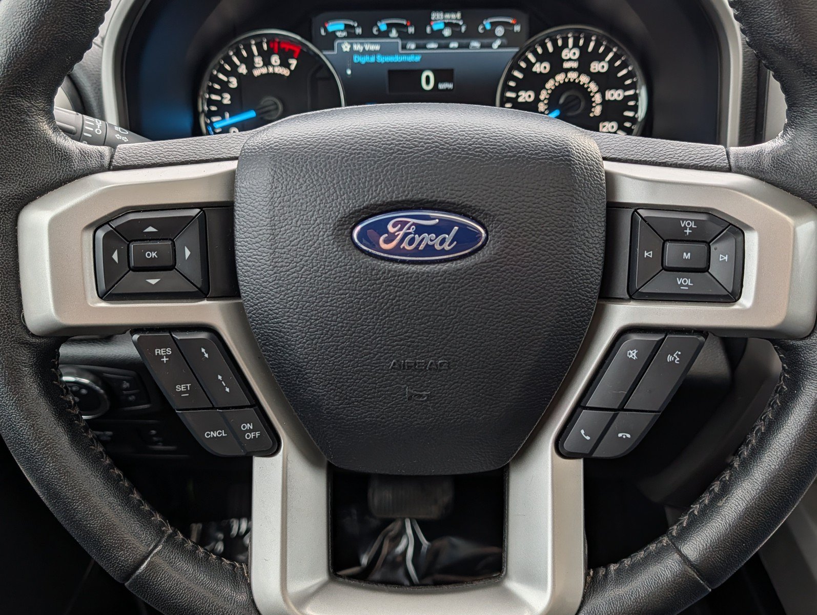 Used 2020 Ford F150 Lariat w/ Equipment Group 502A Luxury AWD/4WD image 25