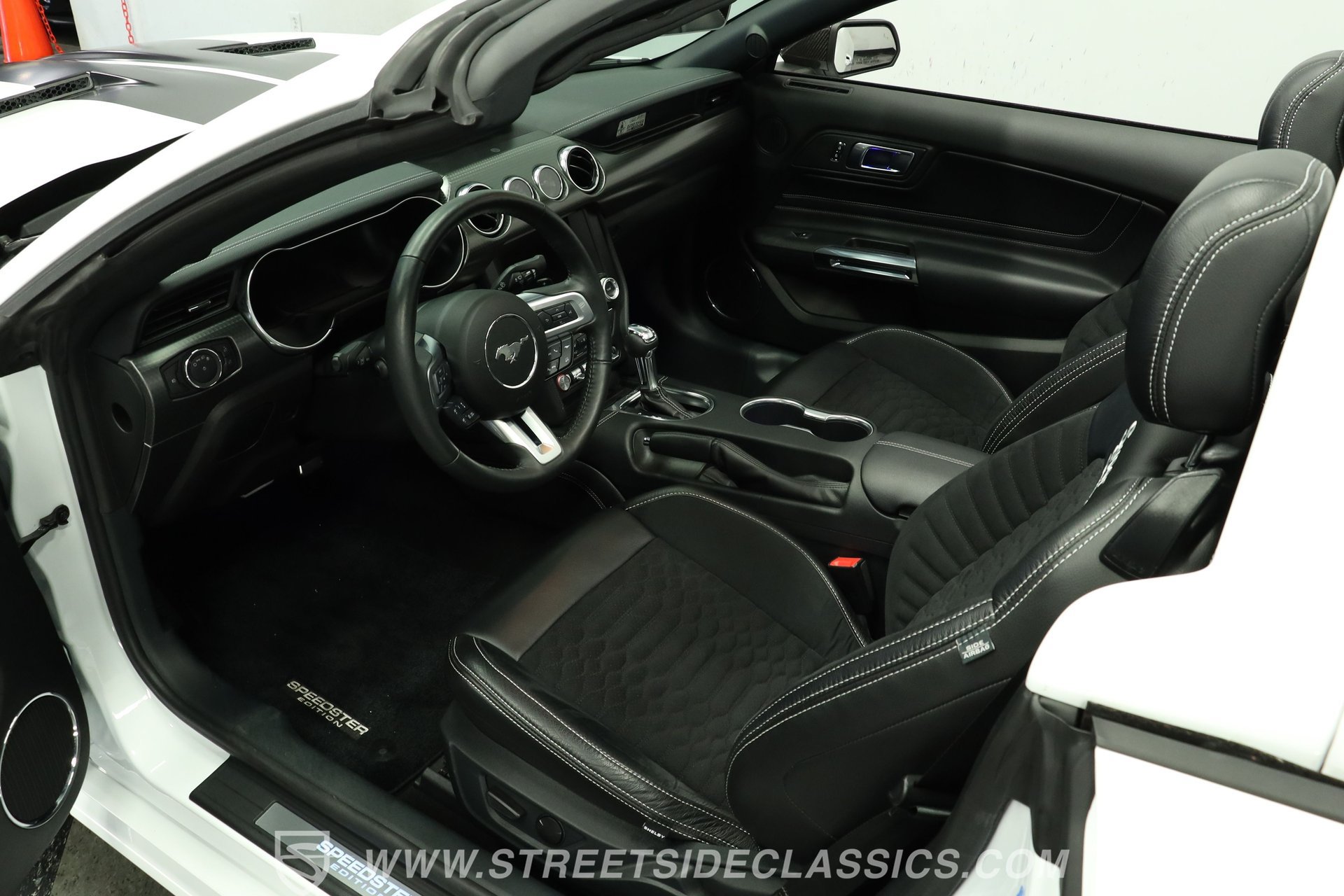 Used 2023 Ford Mustang GT Premium w/ GT Performance Package RWD image 4