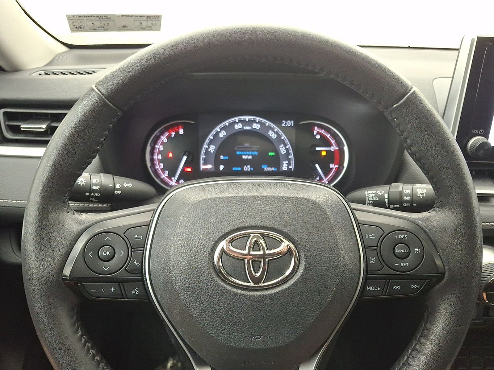 Used 2023 Toyota RAV4 XLE Premium AWD/4WD image 20