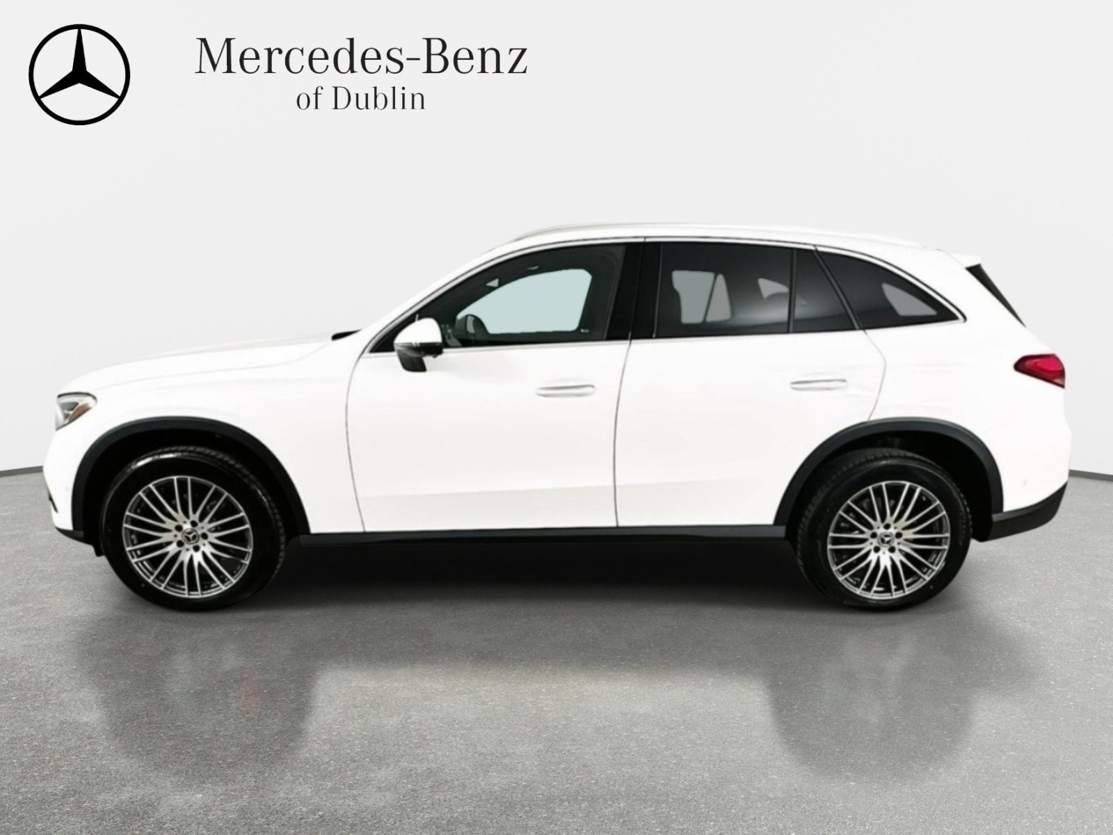 Certified 2026 Mercedes-Benz GLC 300 4MATIC image 4