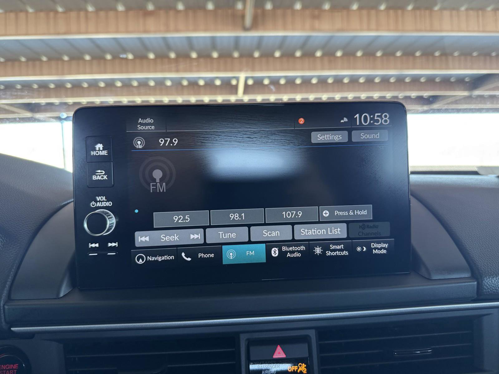 Used 2025 Honda Pilot Touring image 13