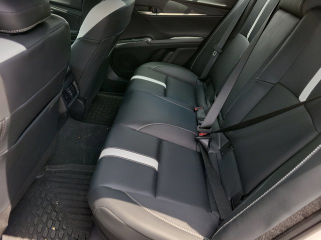 Used 2025 Toyota Camry LE image 9