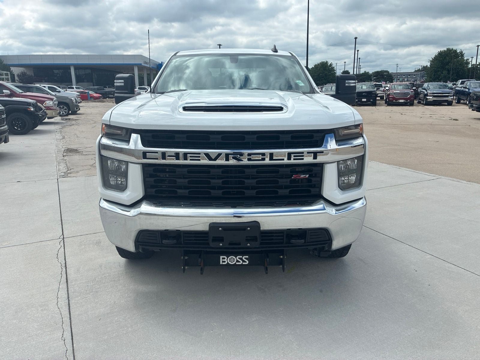 Used 2020 Chevrolet Silverado 2500 LT w/ Z71 Off-Road Package AWD/4WD image 9