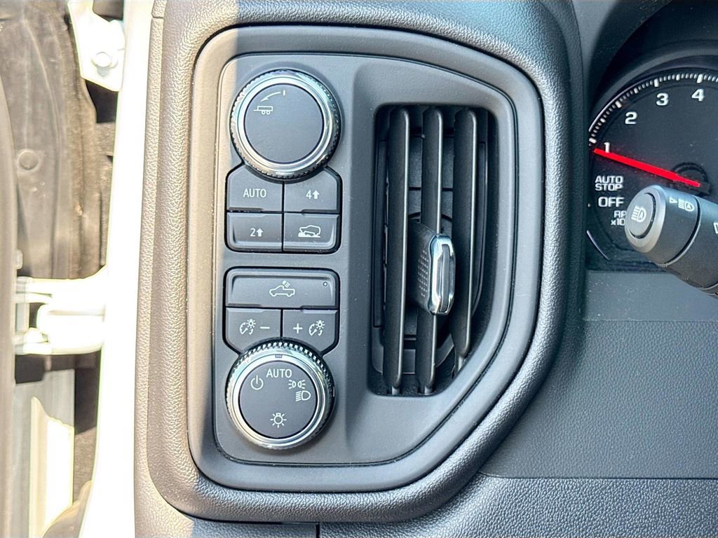 Certified 2024 GMC Sierra 1500 Pro w/ Convenience Package image 10