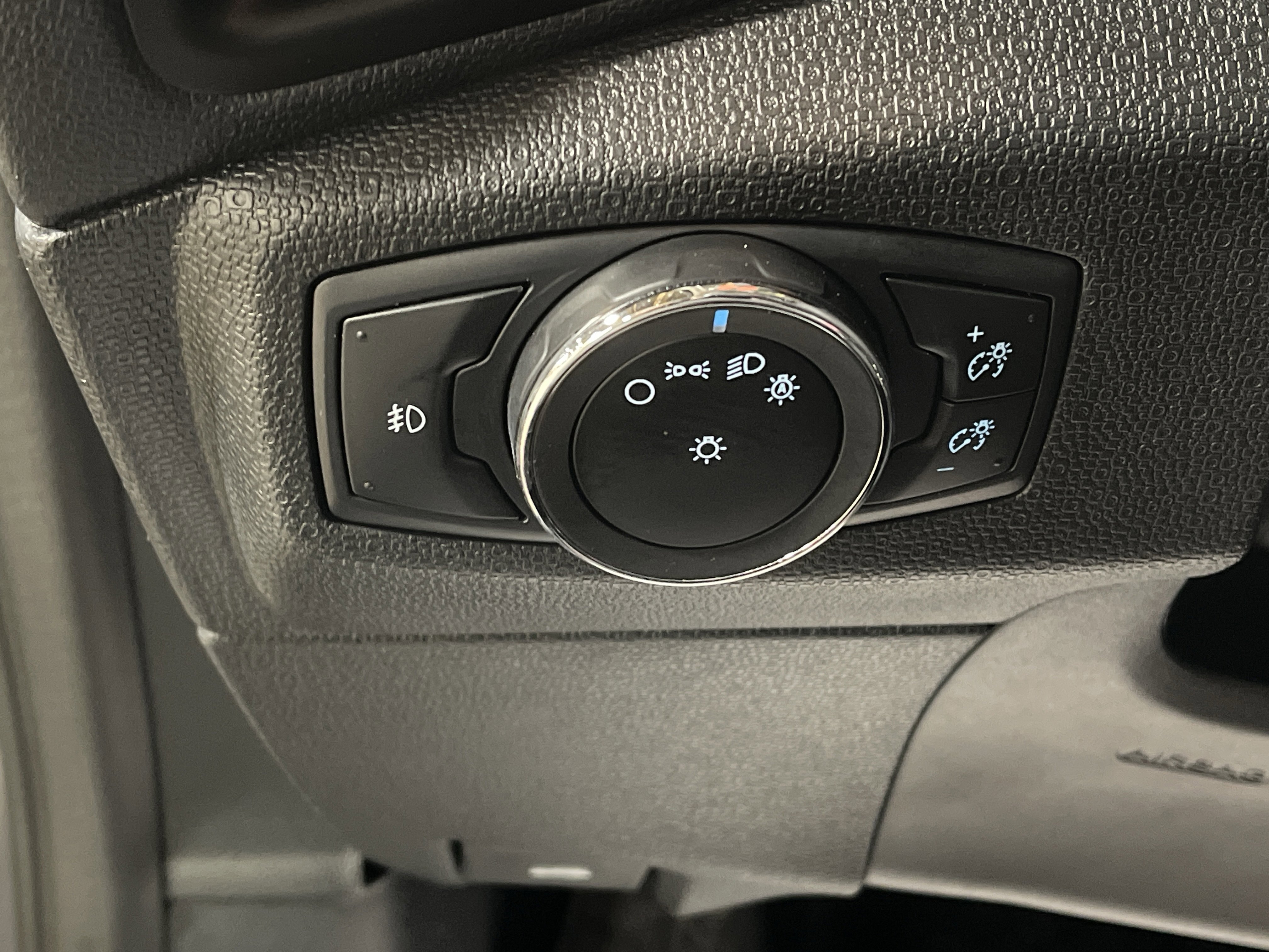 Used 2022 Ford EcoSport SE w/ Interior Protection Package image 21