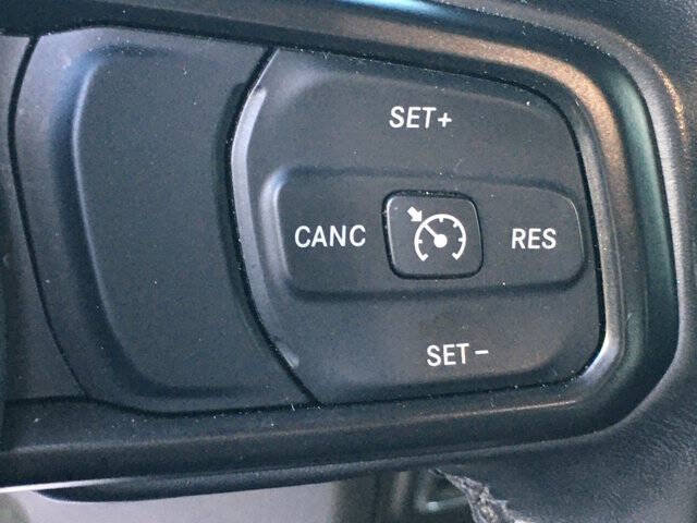 Used 2022 Jeep Wrangler Unlimited Sport AWD/4WD image 12