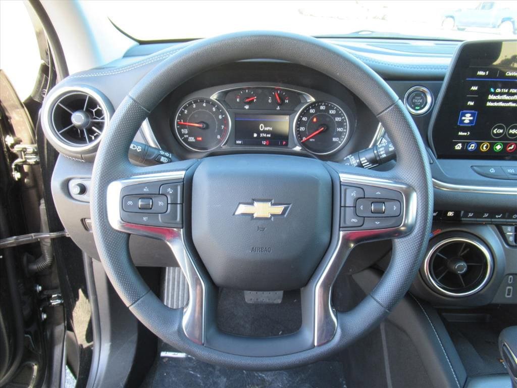 New 2025 Chevrolet Blazer LT w/ Convenience Package image 16