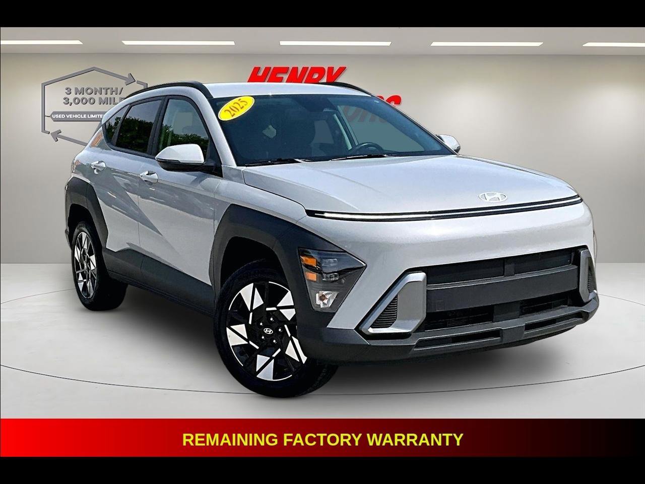 Used 2025 Hyundai Kona SEL AWD/4WD image 1