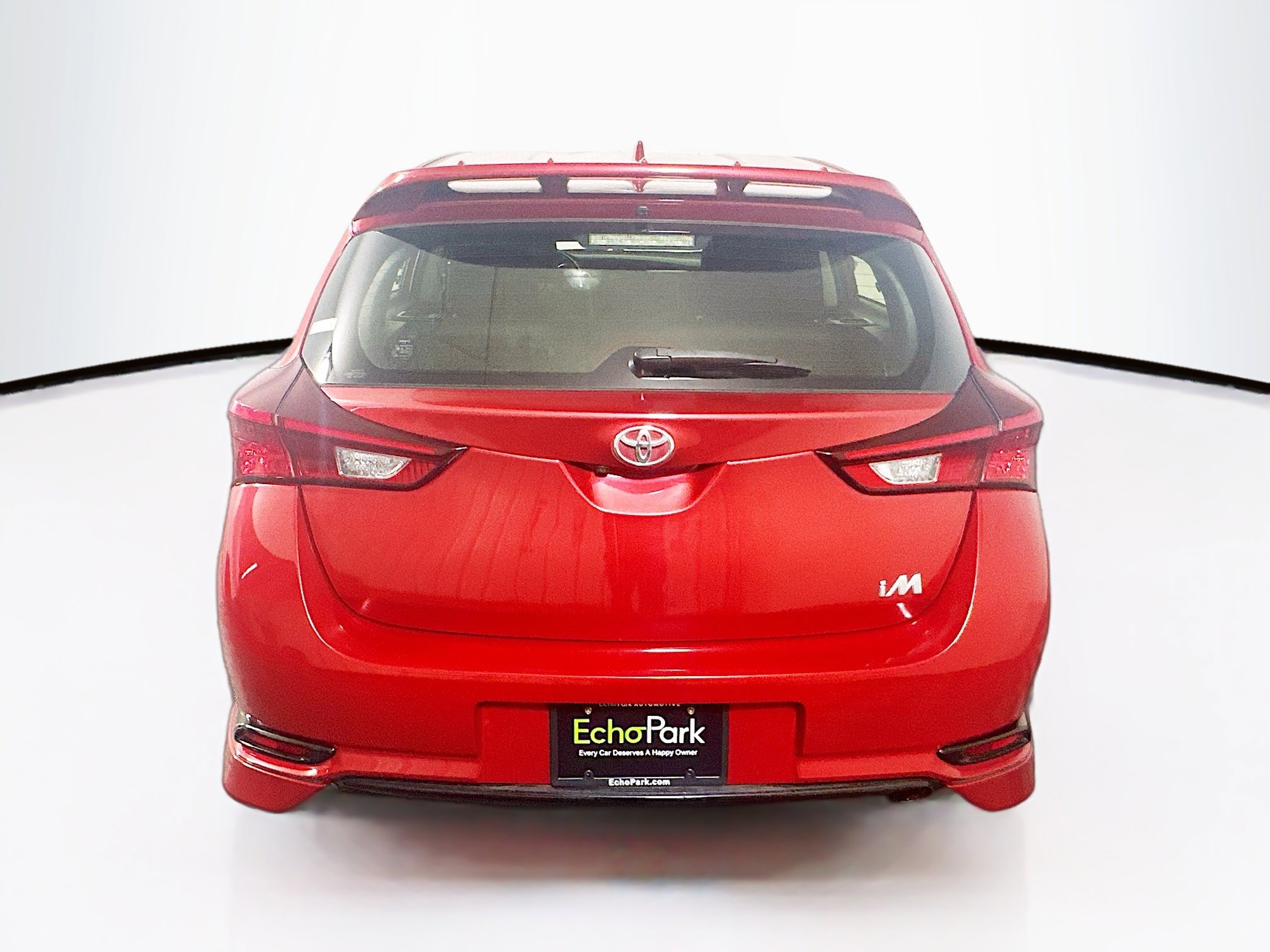 Used 2018 Toyota Corolla iM w/ Carpet Mat Package (TMS) FWD image 7