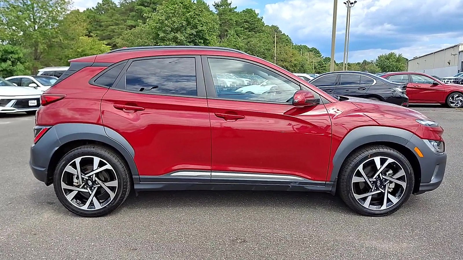 Certified 2023 Hyundai Kona Limited image 9
