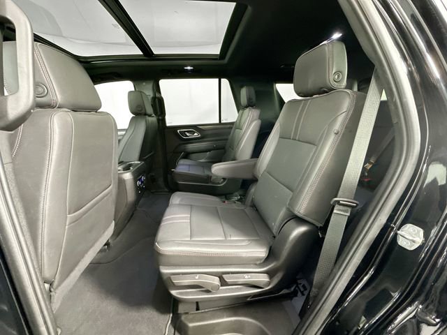 Used 2024 Chevrolet Tahoe RST w/ Luxury Package AWD/4WD image 4