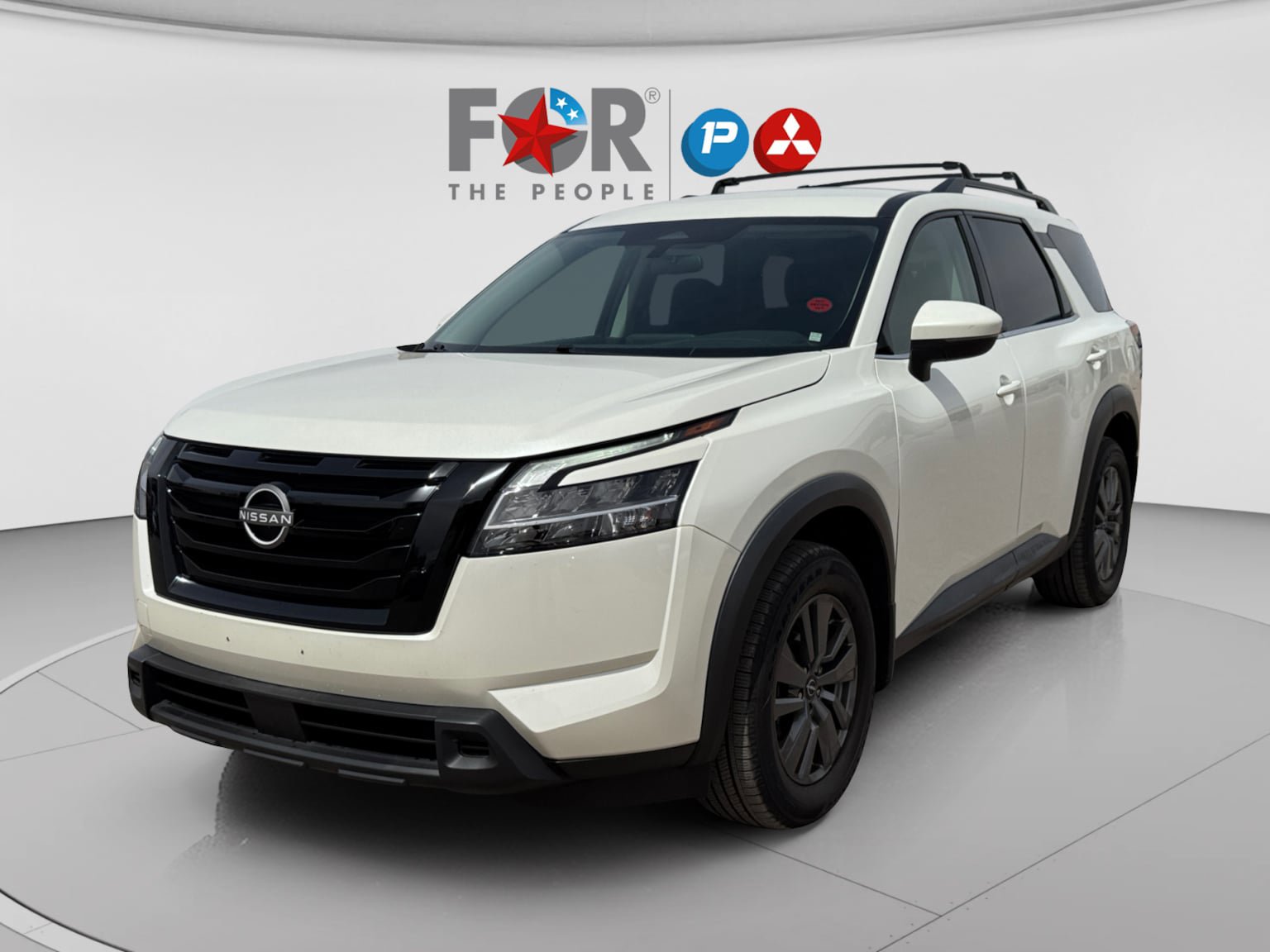Used 2022 Nissan Pathfinder SV w/ SV Black Package image 1