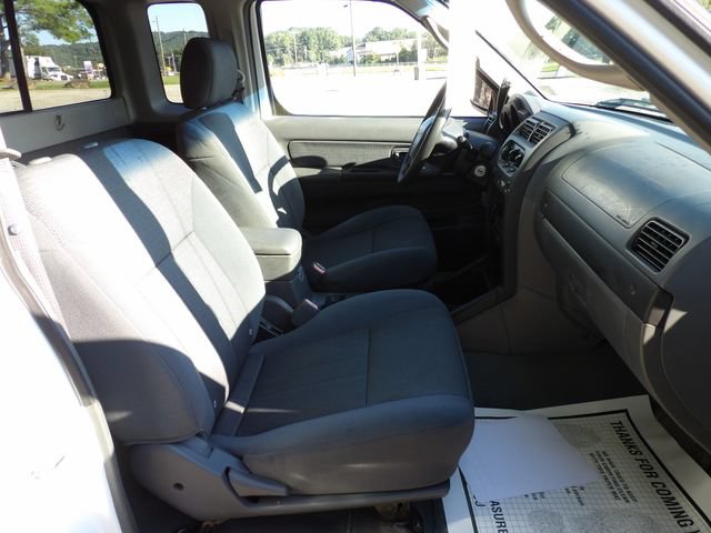Used 2004 Nissan Frontier XE w/ (VTP) Value Truck Pkg RWD image 13