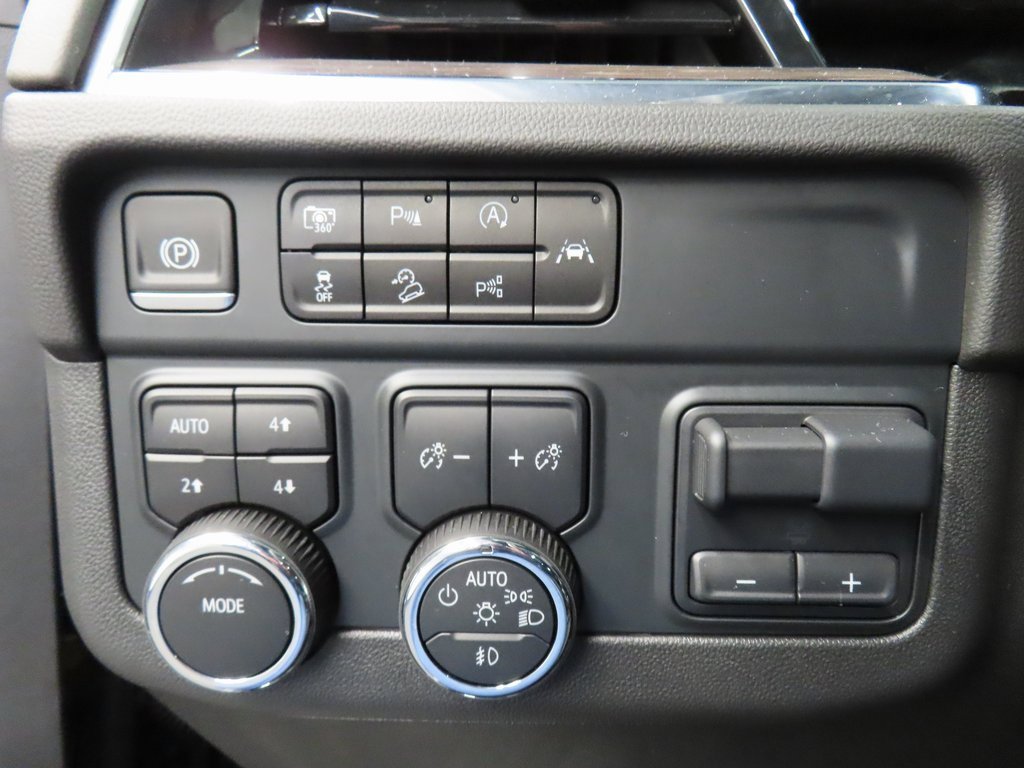 Used 2025 Chevrolet Tahoe Z71 image 58