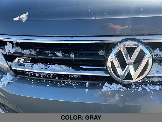 Used 2021 Volkswagen Tiguan SE R-Line image 9