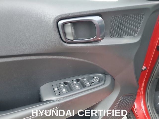 Certified 2025 Hyundai Venue Limited FWD image 10