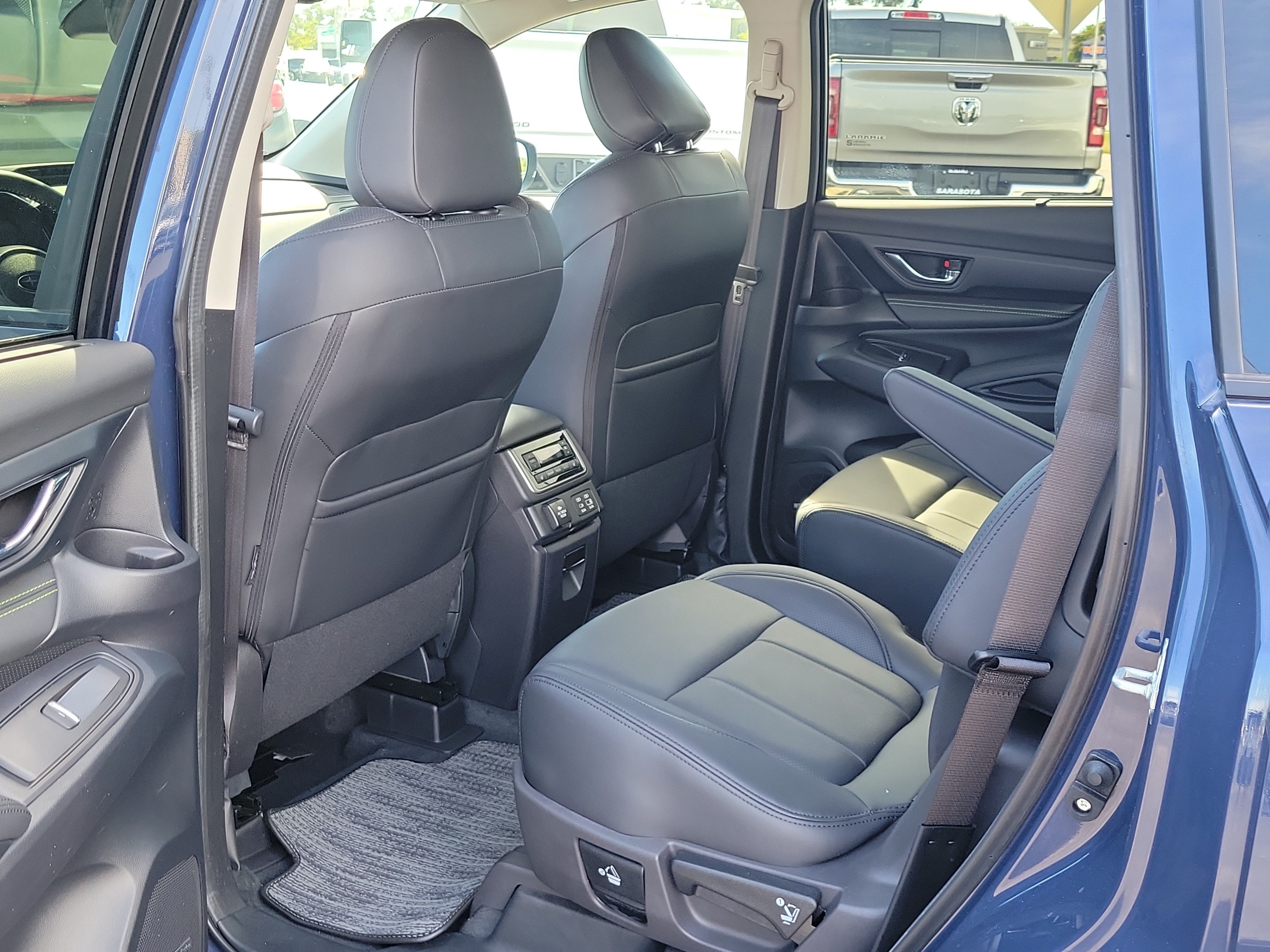 Certified 2025 Subaru Ascent Bronze Edition AWD/4WD image 14