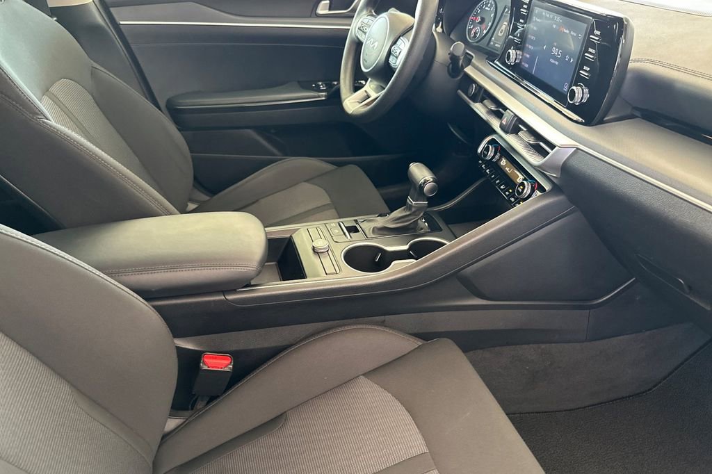 Used 2024 Kia K5 LXS image 18